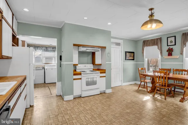 $244,900 | 515 North West Street, Carlisle, PA 17013