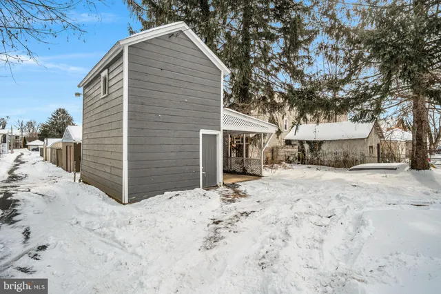 $244,900 | 515 North West Street, Carlisle, PA 17013