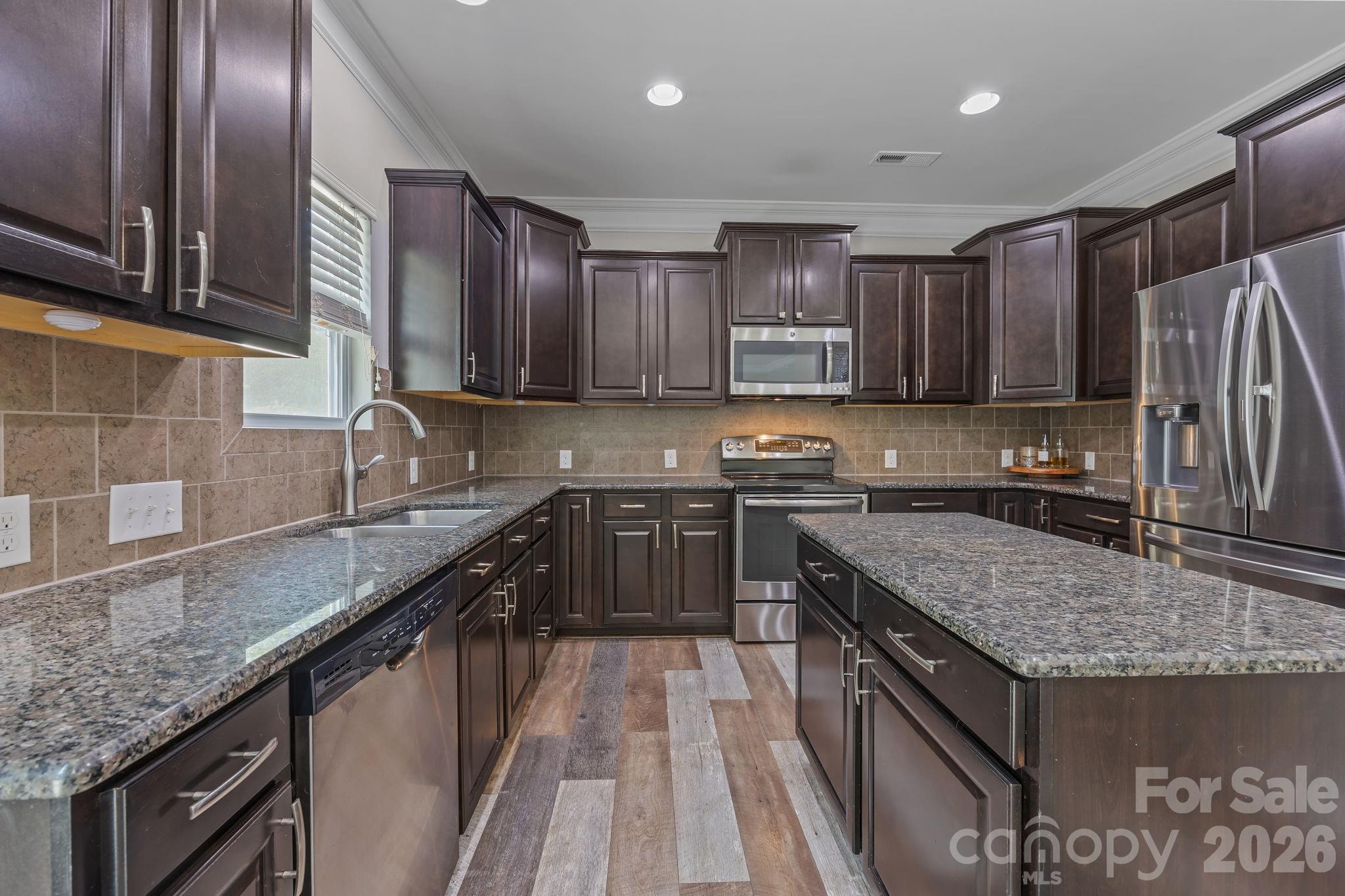 6614 Bluegill Road Charlotte, NC 28216 - Photo 15 of 42 Gallery Image 15