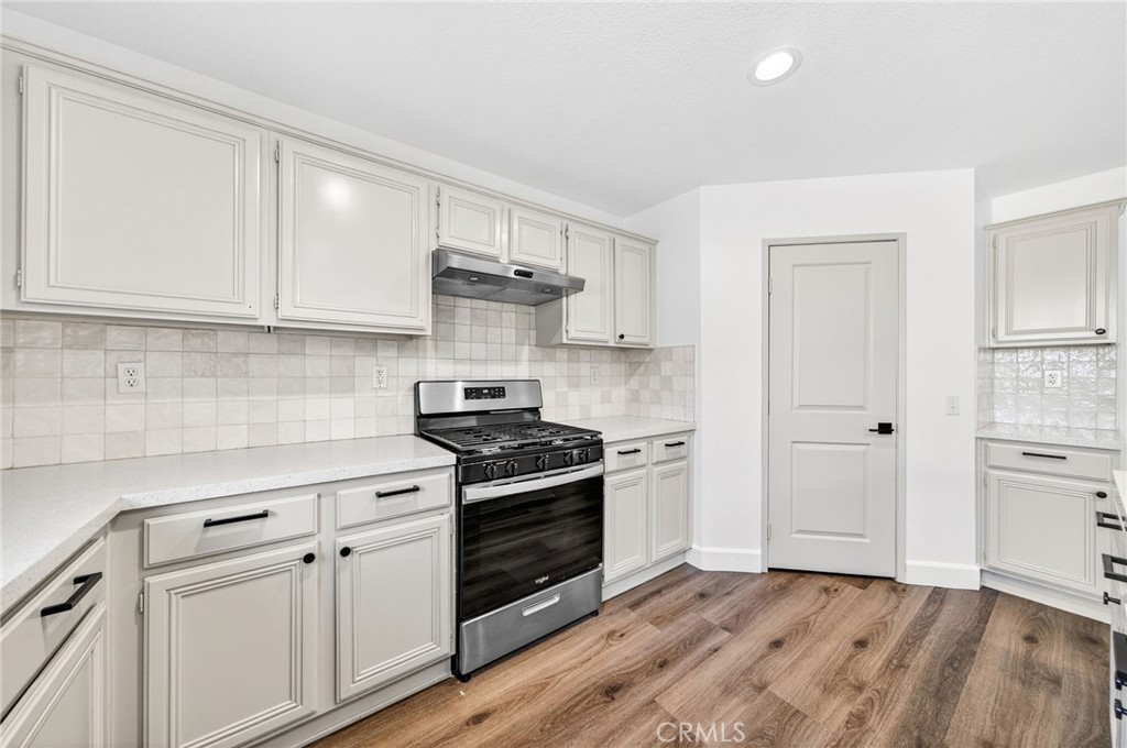 33650 Abbey Road Temecula, CA 92592 - Photo 20 of 61
