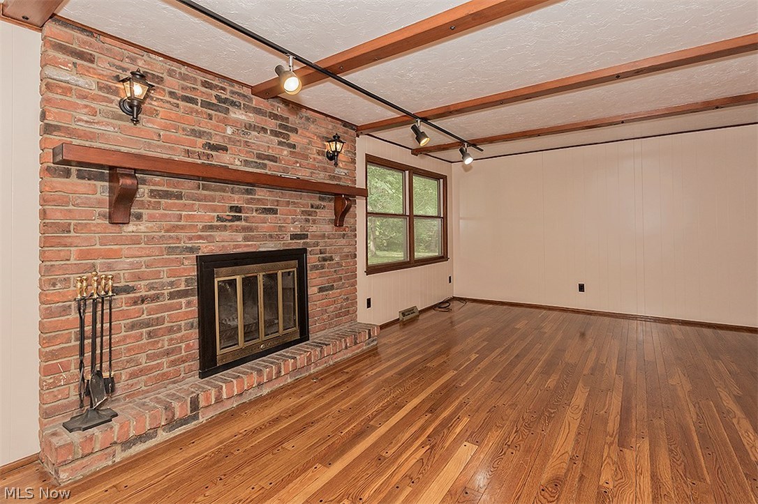 3680 Stoneleigh Road Cleveland, OH 44121 - Photo 12 of 34 A nice close-up of the handsome Brick Fireplace...