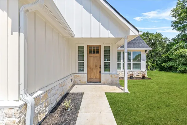 $2,500 | 2398 Valley Drive, Brenham, TX 77833