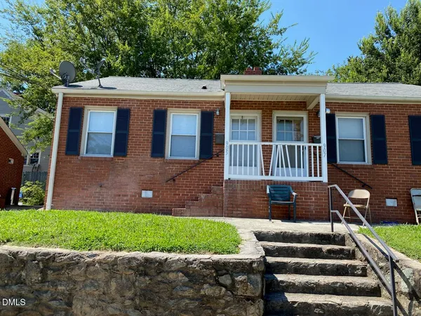 $875 | 905 Bunn Terrace, Durham, NC 27703