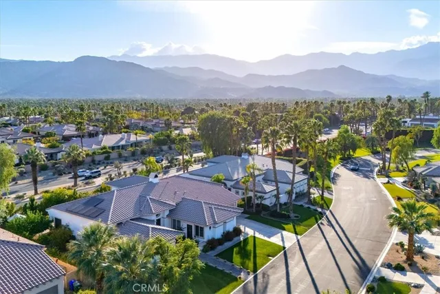 $1,290,000 | 4 Oakmont Drive, Rancho Mirage, CA 92270