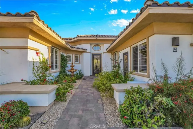 $1,290,000 | 4 Oakmont Drive, Rancho Mirage, CA 92270
