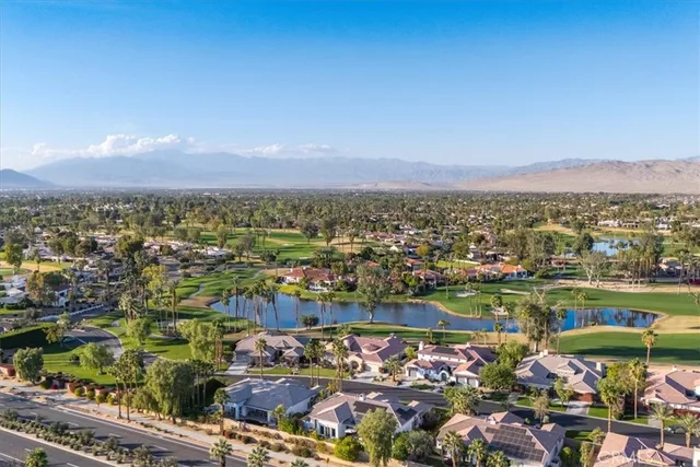 $1,290,000 | 4 Oakmont Drive, Rancho Mirage, CA 92270