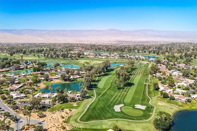 $1,290,000 | 4 Oakmont Drive, Rancho Mirage, CA 92270