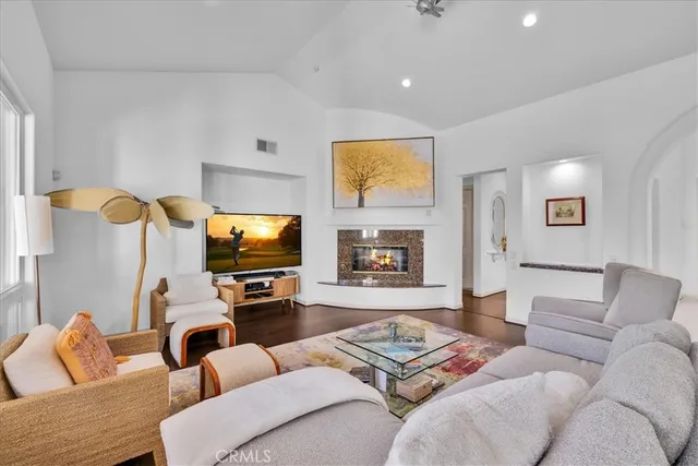 $1,290,000 | 4 Oakmont Drive, Rancho Mirage, CA 92270