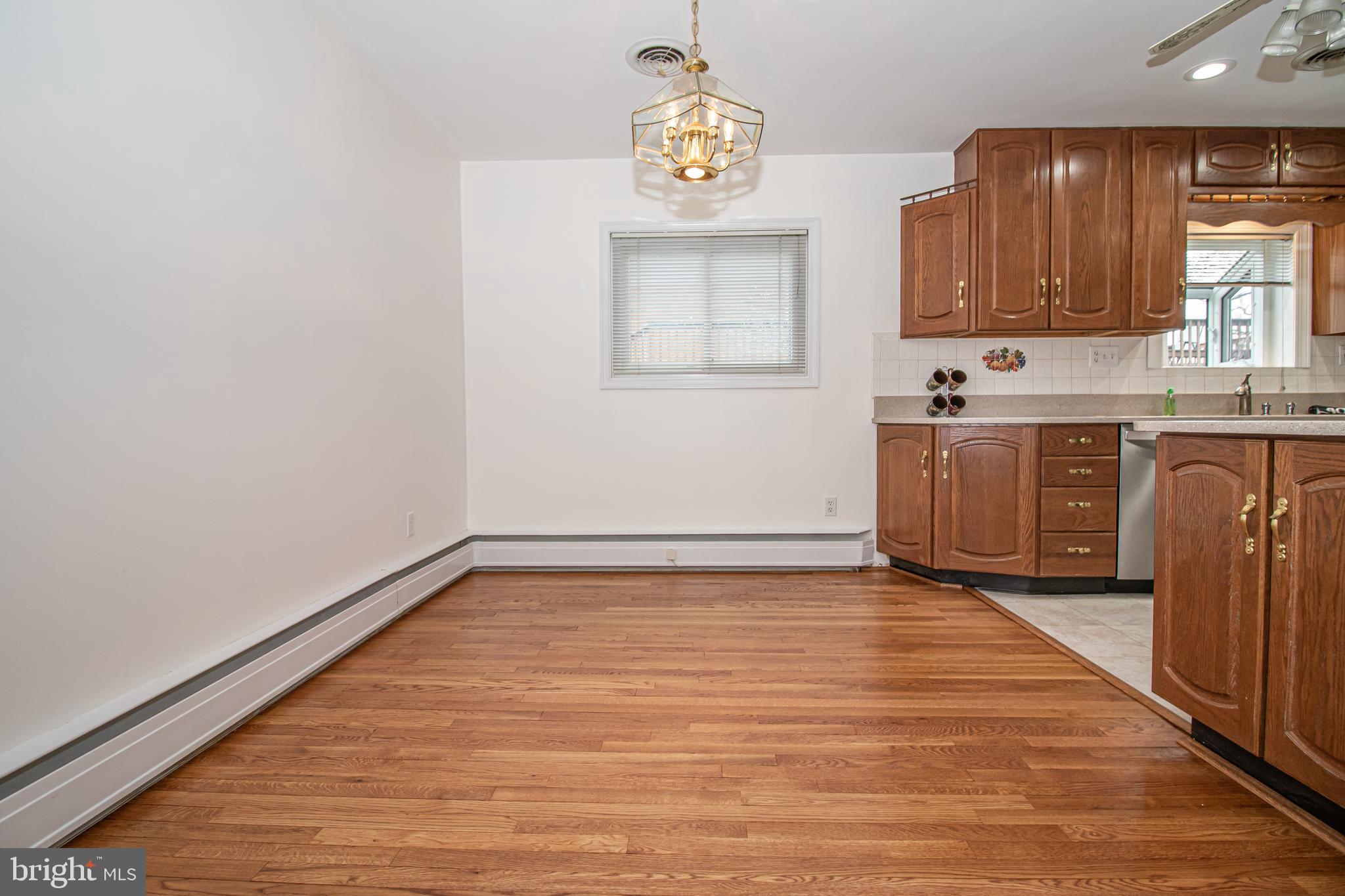 11500 Kenton Drive Silver Spring, MD 20902 - Photo 10 of 45 Dinning Space