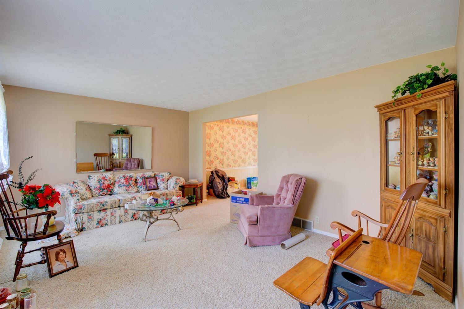 10092 Pottinger Road Cincinnati, OH 45251 - Photo 8 of 15 Gallery Image 8
