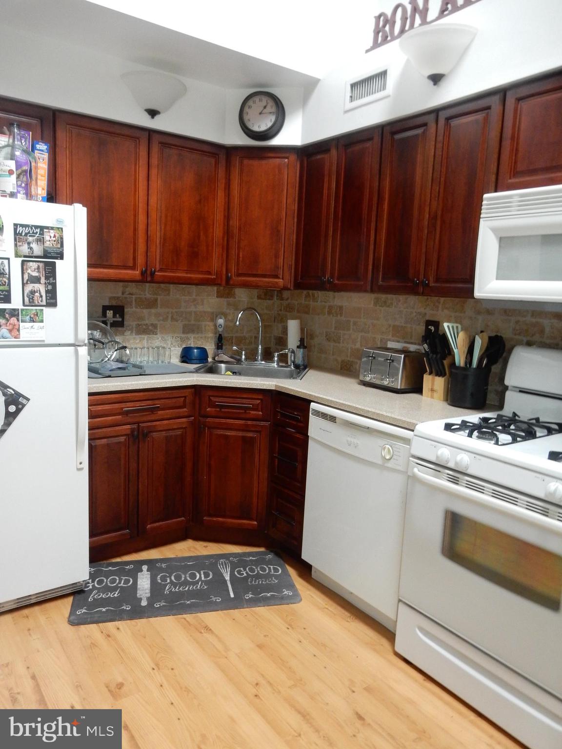 9552 State Rd., Unit 50B Philadelphia, PA 19114 - Photo 3 of 30 Gallery Image 3