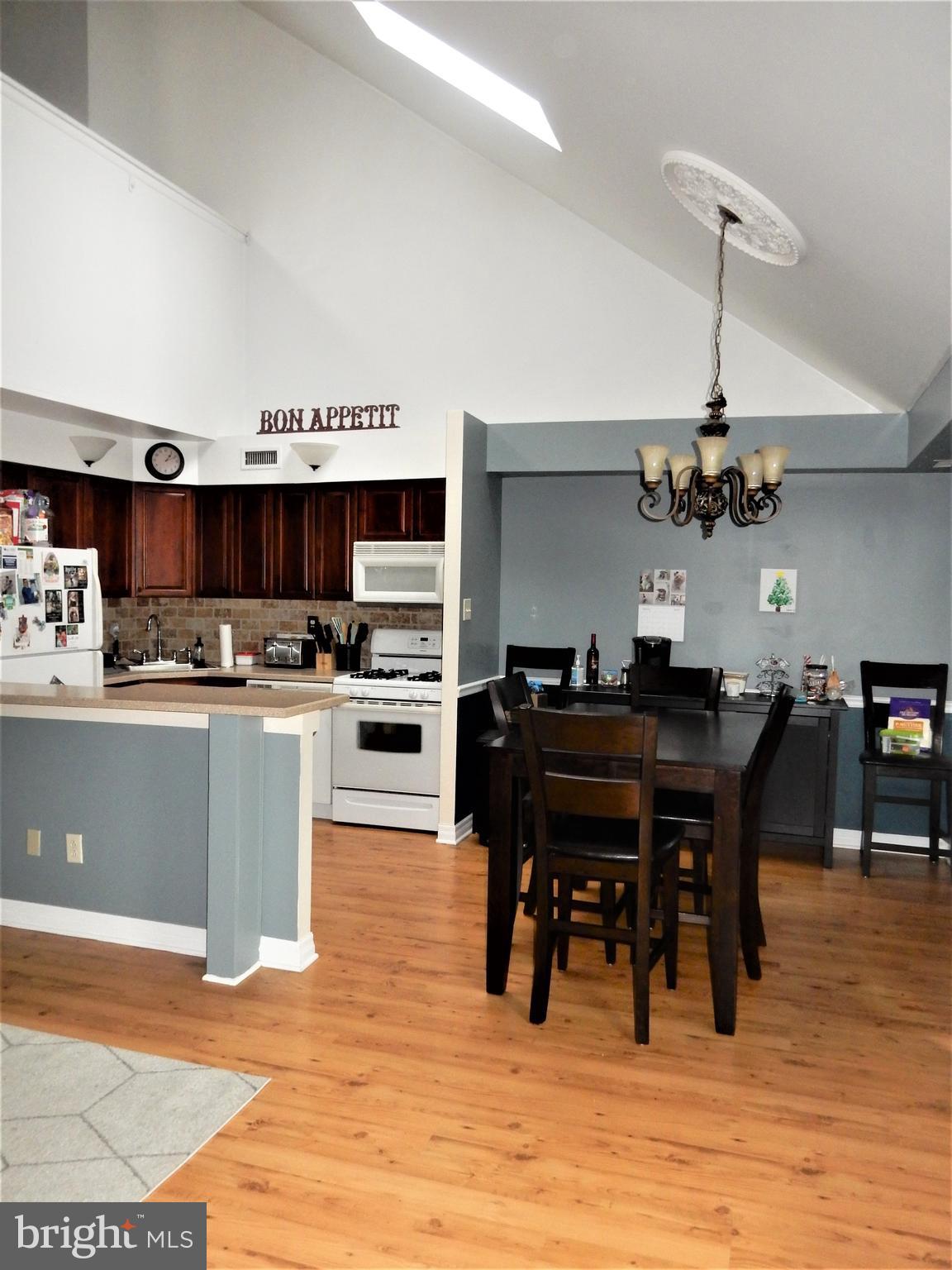 9552 State Rd., Unit 50B Philadelphia, PA 19114 - Photo 5 of 30 Gallery Image 5