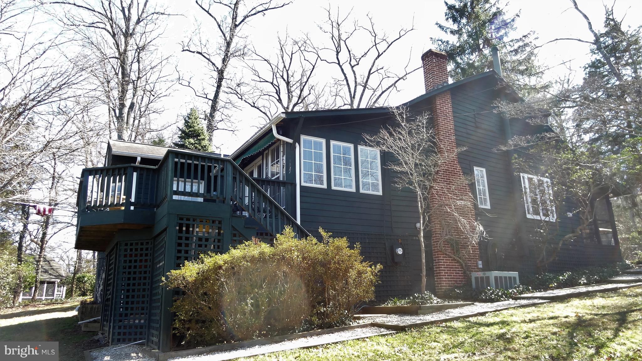 855 Robin Hood Road Annapolis, MD 21405 - Photo 1 of 30 Exterior (Front)