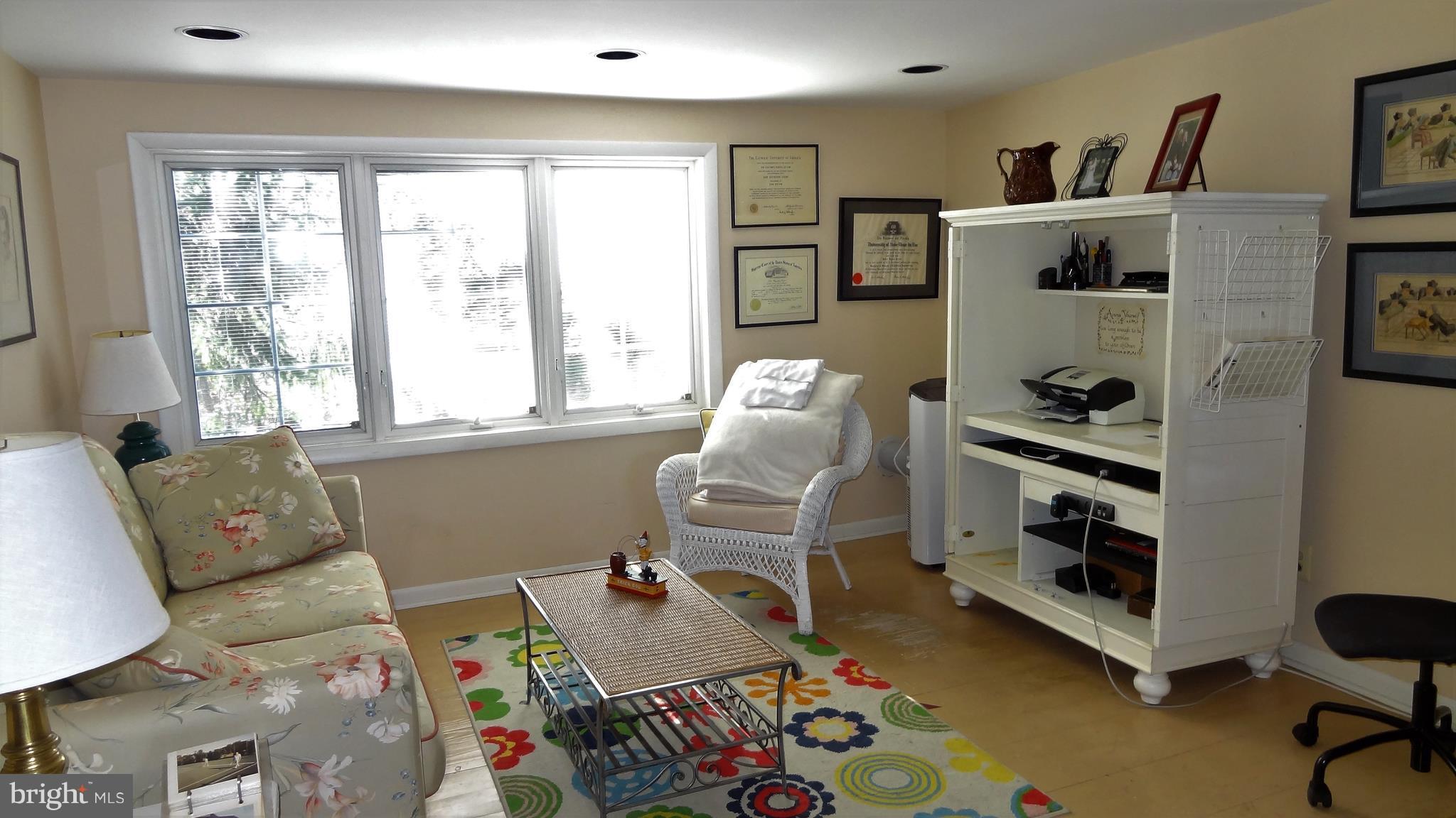 855 Robin Hood Road Annapolis, MD 21405 - Photo 15 of 30 Loft room