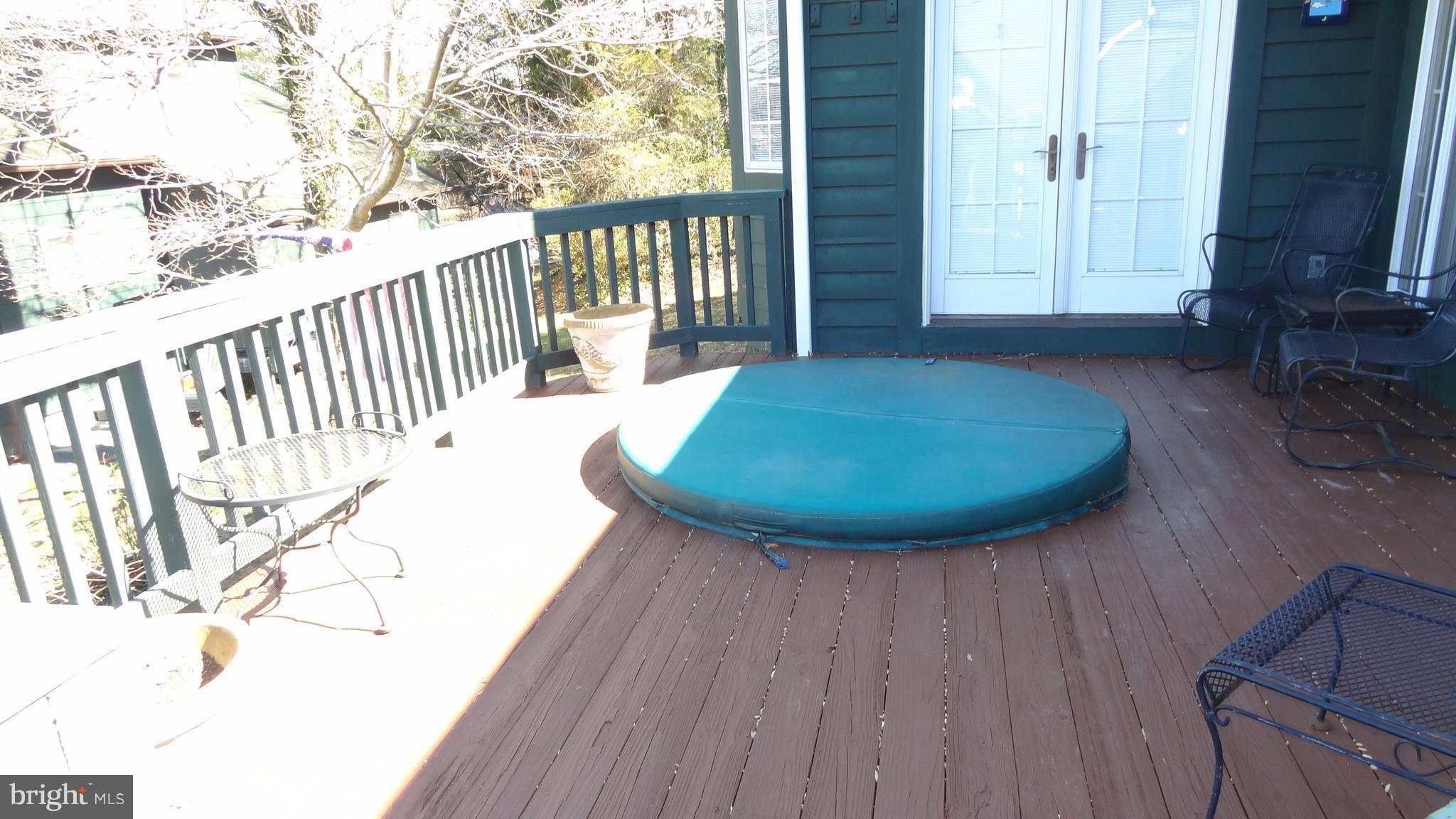 855 Robin Hood Road Annapolis, MD 21405 - Photo 17 of 30 Deck with Hot Tub