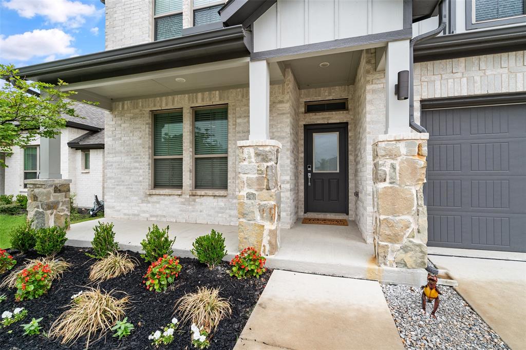 353 Waters Rdg Drive Lavon, TX 75166 - Photo 6 of 40