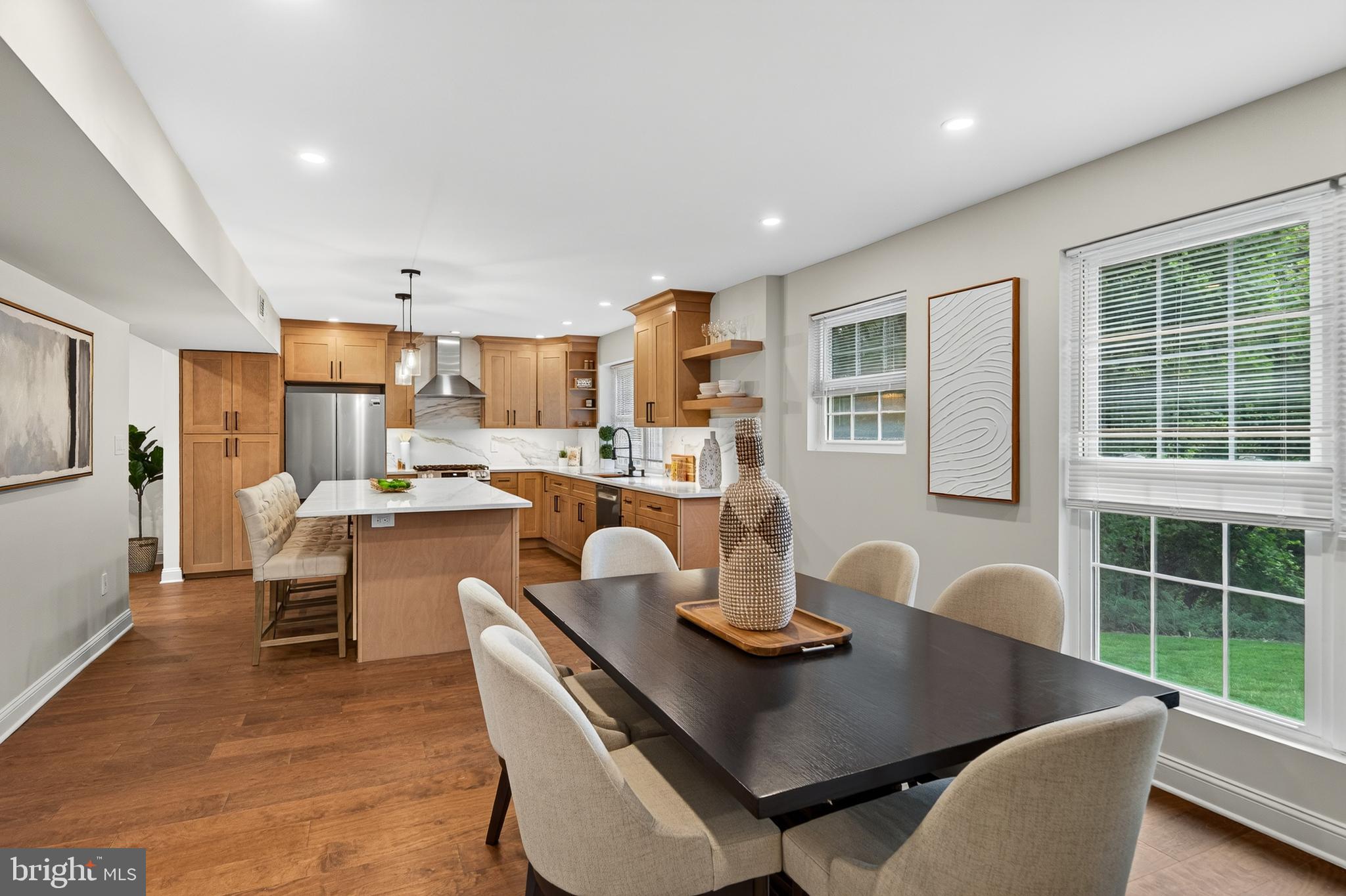 344 Covered Bridge Road King of Prussia, PA 19406 - Photo 3 of 31 Room for dining table