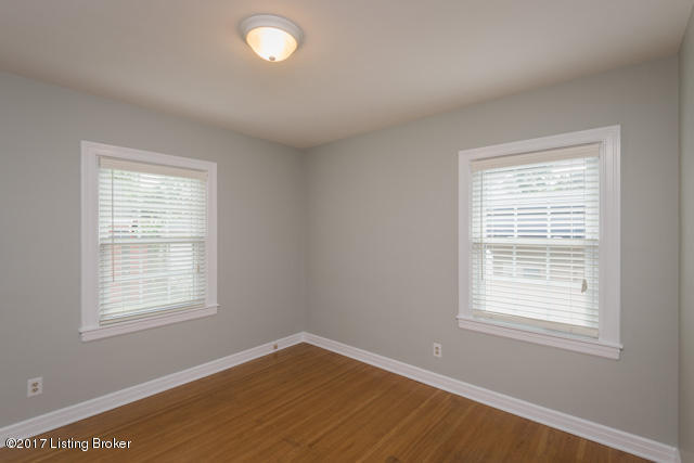 1032 Greenleaf Road Louisville, KY 40213 - Photo 18 of 26 022 (2)