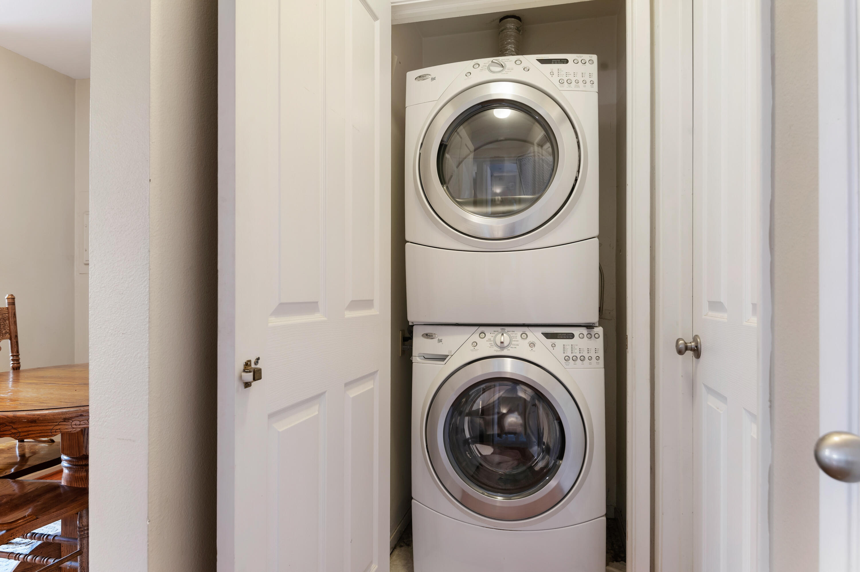 4344 Modoc Road, Unit 15 Santa Barbara, CA 93110 - Photo 13 of 19 a utility room with dryer and washer