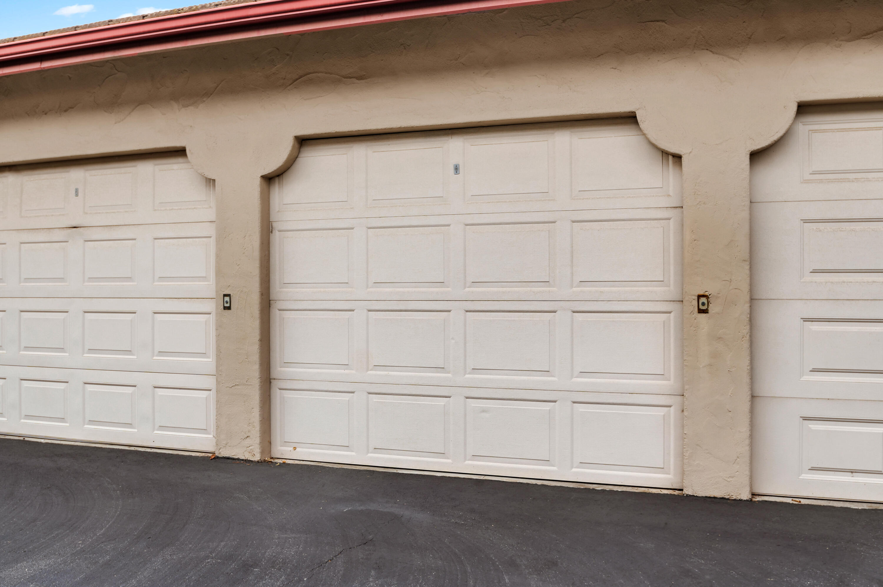 4344 Modoc Road, Unit 15 Santa Barbara, CA 93110 - Photo 18 of 19 a view of closet area