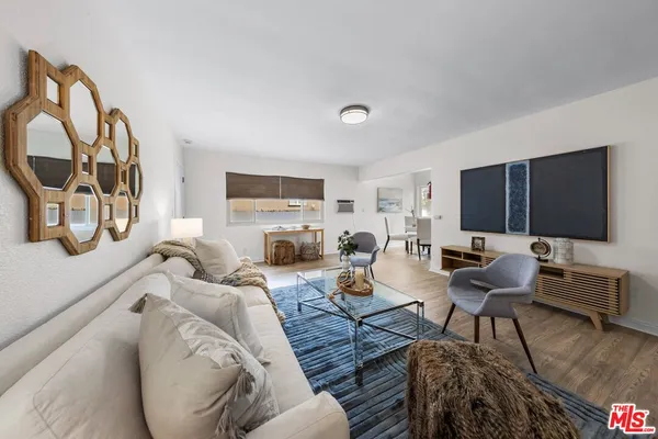 $25,000 | 643 Pacific Street, Santa Monica, CA 90405