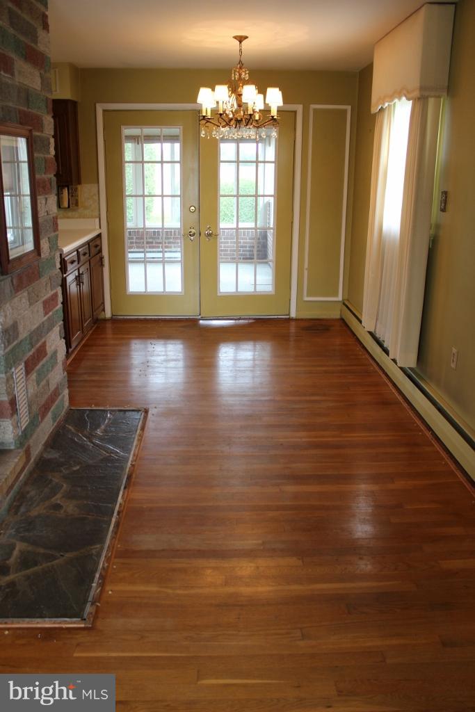301 Two Taverns Road Littlestown, PA 17340 - Photo 22 of 42 Dining