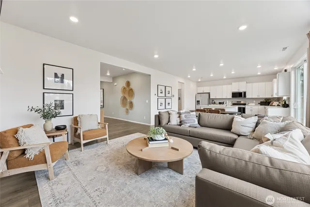 $794,995 | 14756 56th Ave Court East, Unit 11, Puyallup, WA 98375