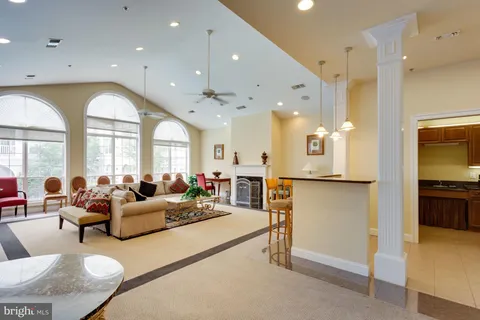 $289,000 | 4560 Strutfield Lane, Unit 1110, Alexandria, VA 22311