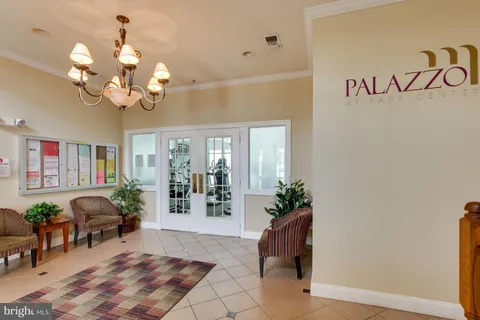 $289,000 | 4560 Strutfield Lane, Unit 1110, Alexandria, VA 22311