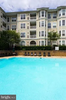 $289,000 | 4560 Strutfield Lane, Unit 1110, Alexandria, VA 22311