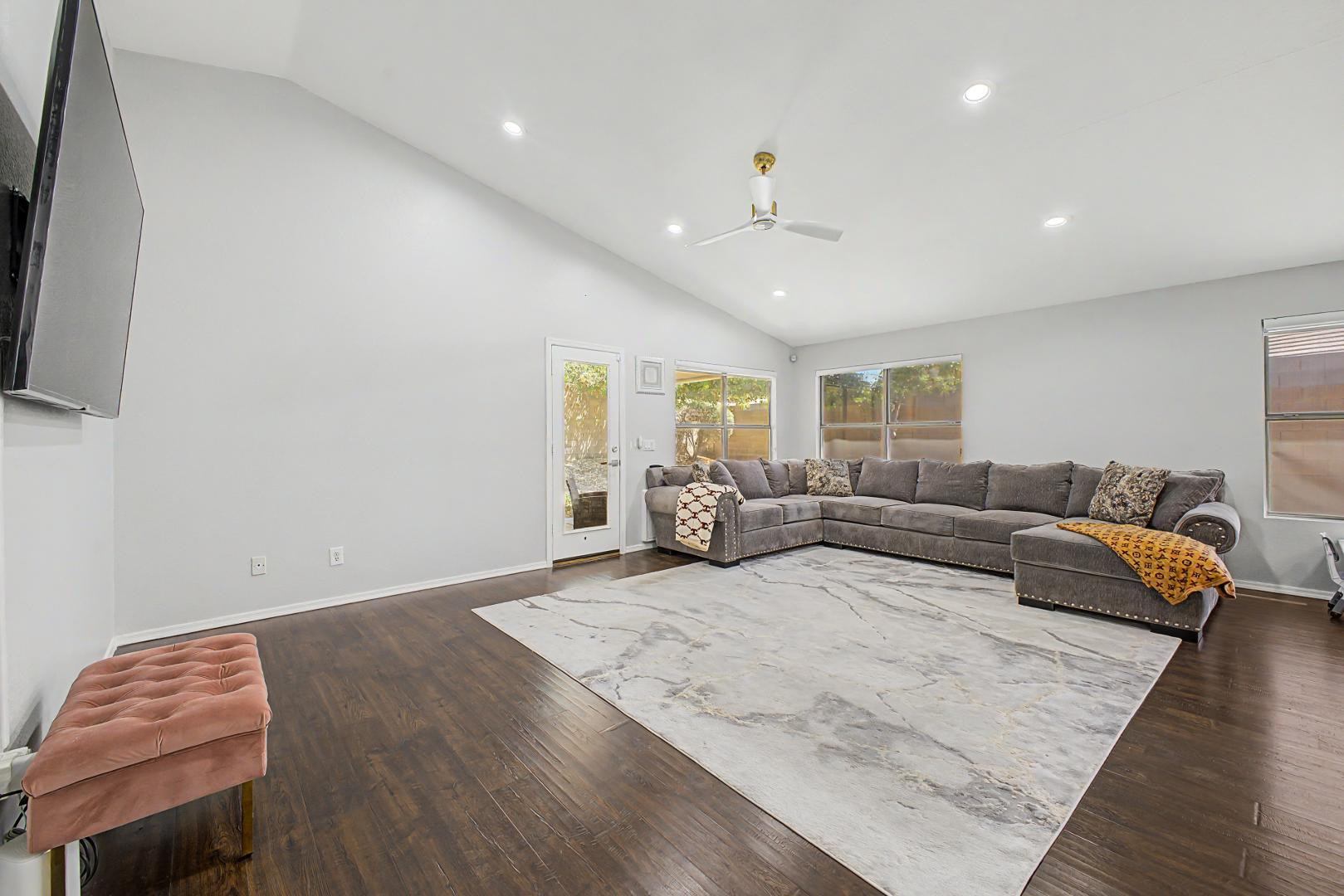 6406 West Escuda Road Glendale, AZ 85308 - Photo 7 of 31 Photo #7