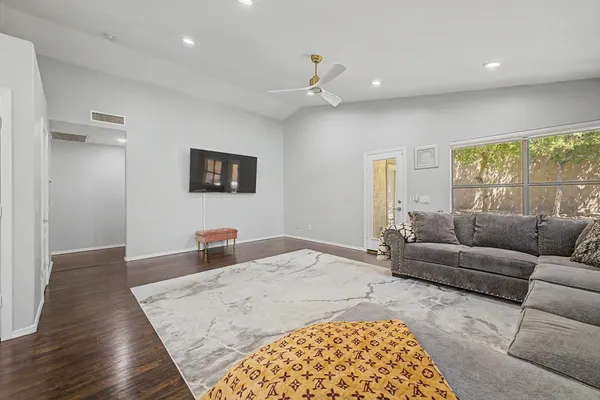 $3,000 | 6406 West Escuda Road, Glendale, AZ 85308