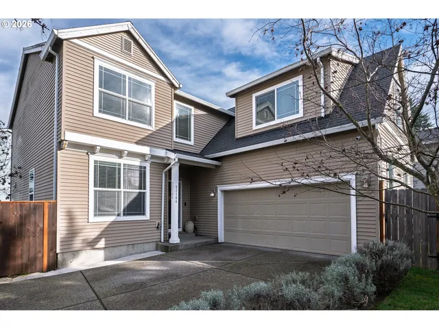 a view front of house with yard