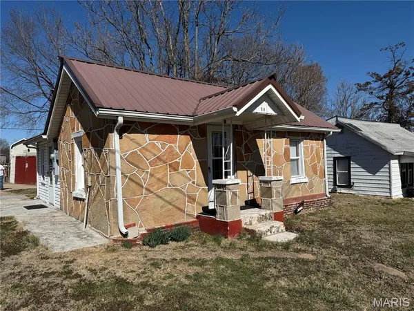 $94,900 | 411 South Street, Lebanon, MO 65536