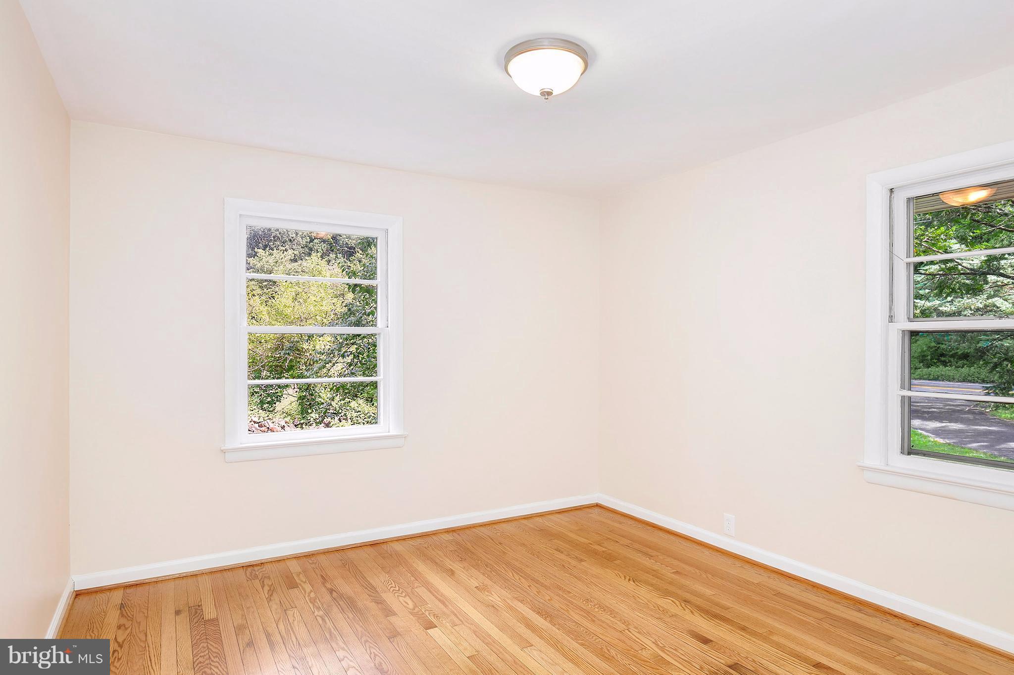 3188 Holmes Run Road Falls Church, VA 22042 - Photo 16 of 30 Bedroom