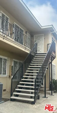 a view of entryway and hall