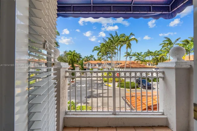 $589,900 | 8181 Southwest 118th Court, Miami, FL 33183