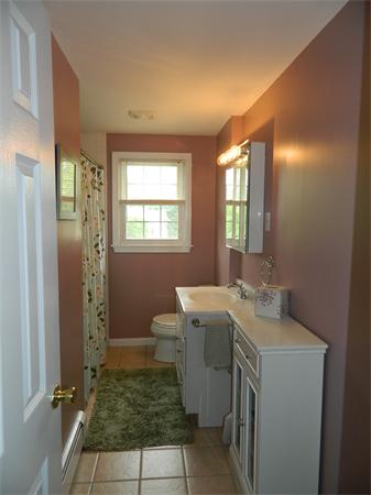 16 Thistle Road Burlington, MA 01803 - Photo 14 of 28 Gallery Image 14