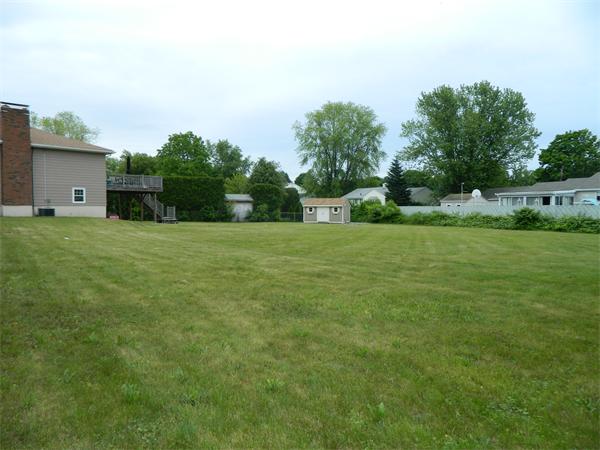 16 Thistle Road Burlington, MA 01803 - Photo 24 of 28 Gallery Image 24