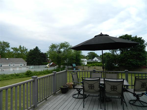 16 Thistle Road Burlington, MA 01803 - Photo 27 of 28 Gallery Image 27