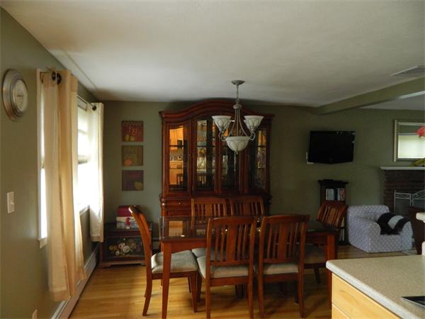 16 Thistle Road Burlington, MA 01803 - Photo 10 of 28 Gallery Image 10