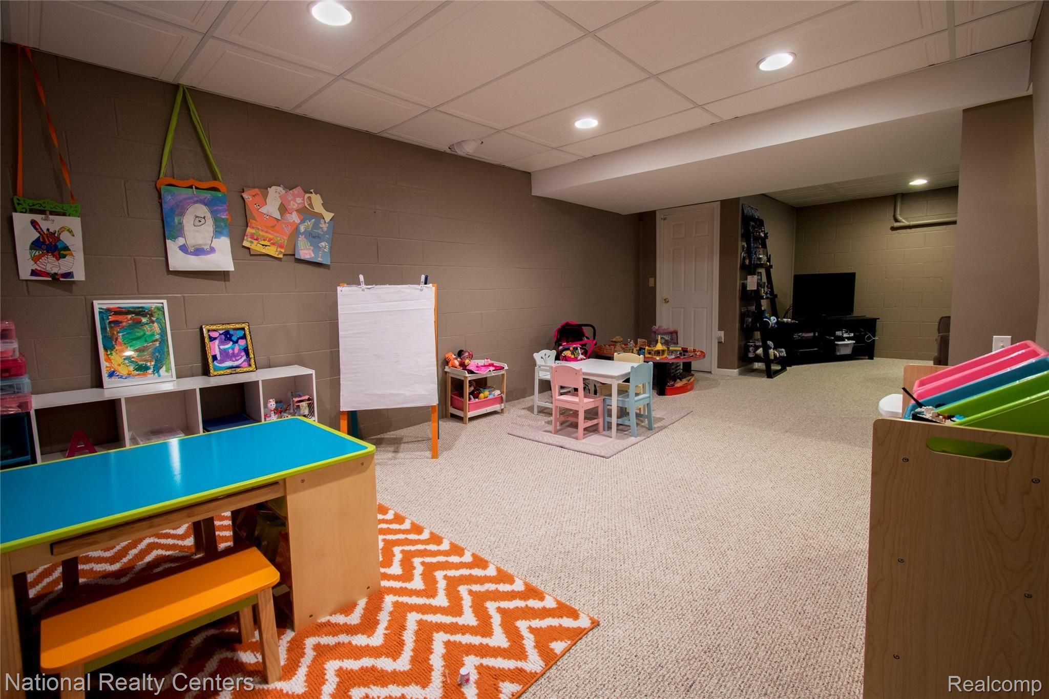 1963 North Fairview Lane Rochester, MI 48306 - Photo 29 of 34 Basement.jpg
