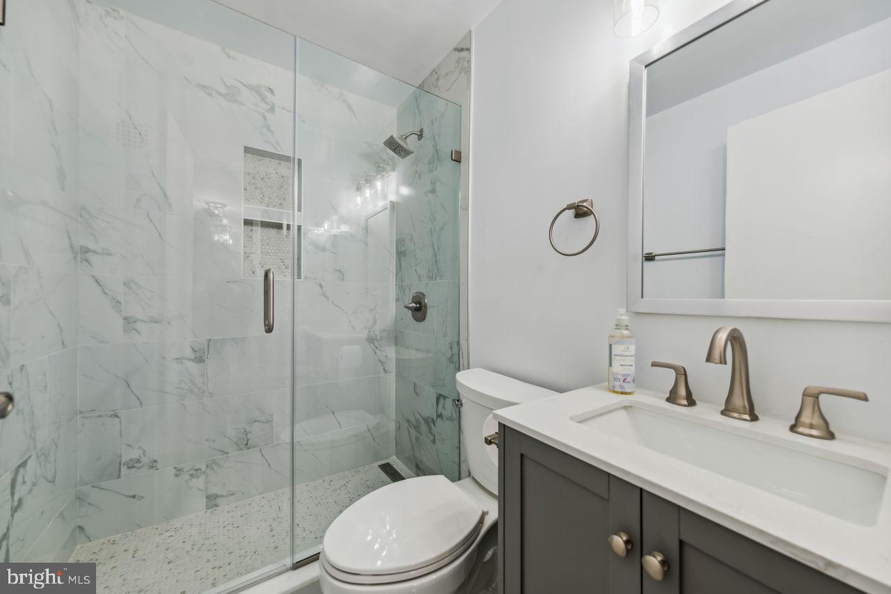 1851 Columbia Road Northwest, Unit 400 Washington, DC 20009 - Photo 25 of 36