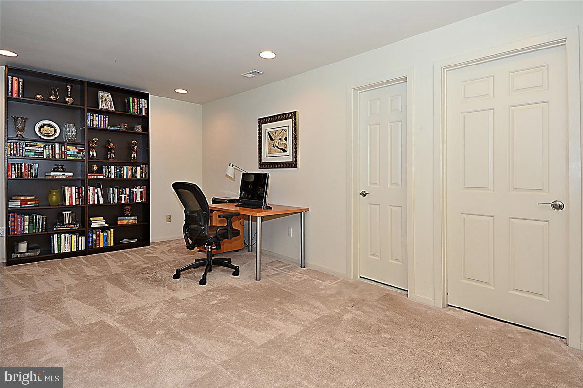 1404 Hemingway Court Reston, VA 20194 - Photo 23 of 35 Lower Level 2nd Ofice