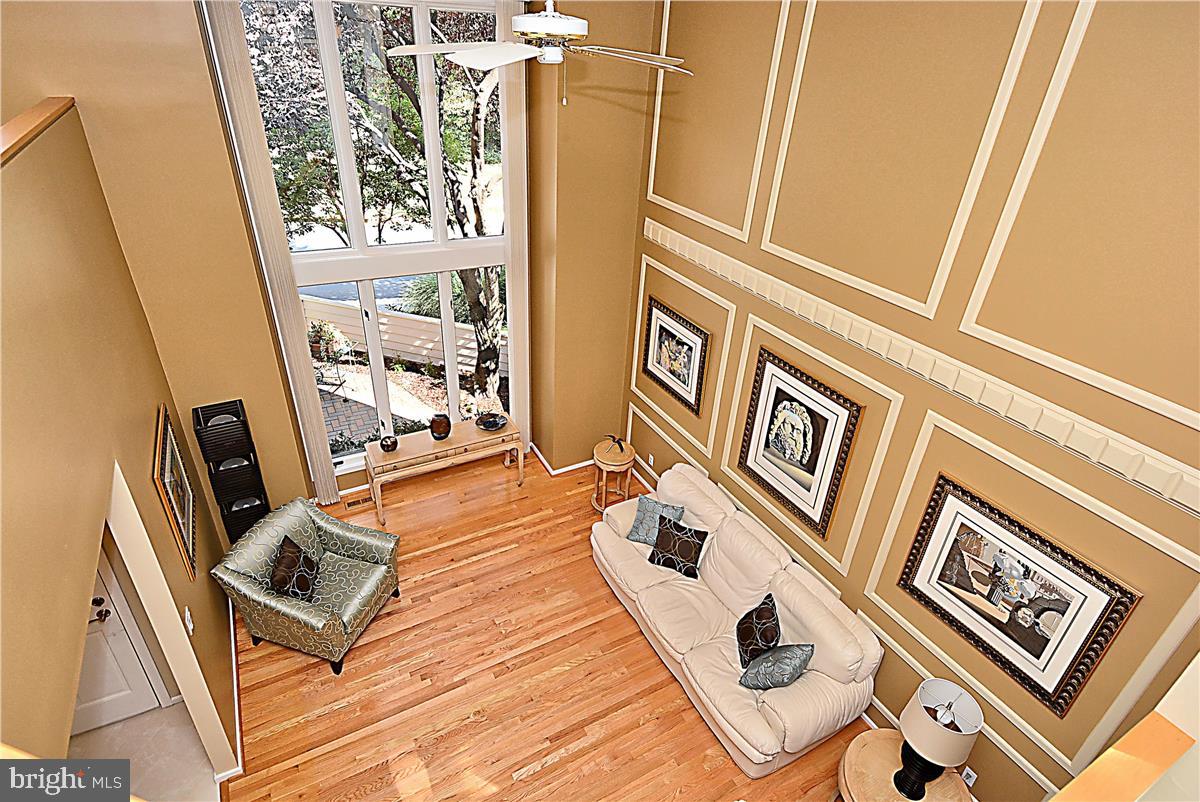 1404 Hemingway Court Reston, VA 20194 - Photo 3 of 35 Soaring Living Room Ceilings
