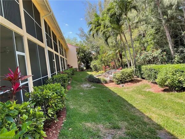 $349,000 | 2380 Bayou Lane, Unit 7709, Naples, FL 34112