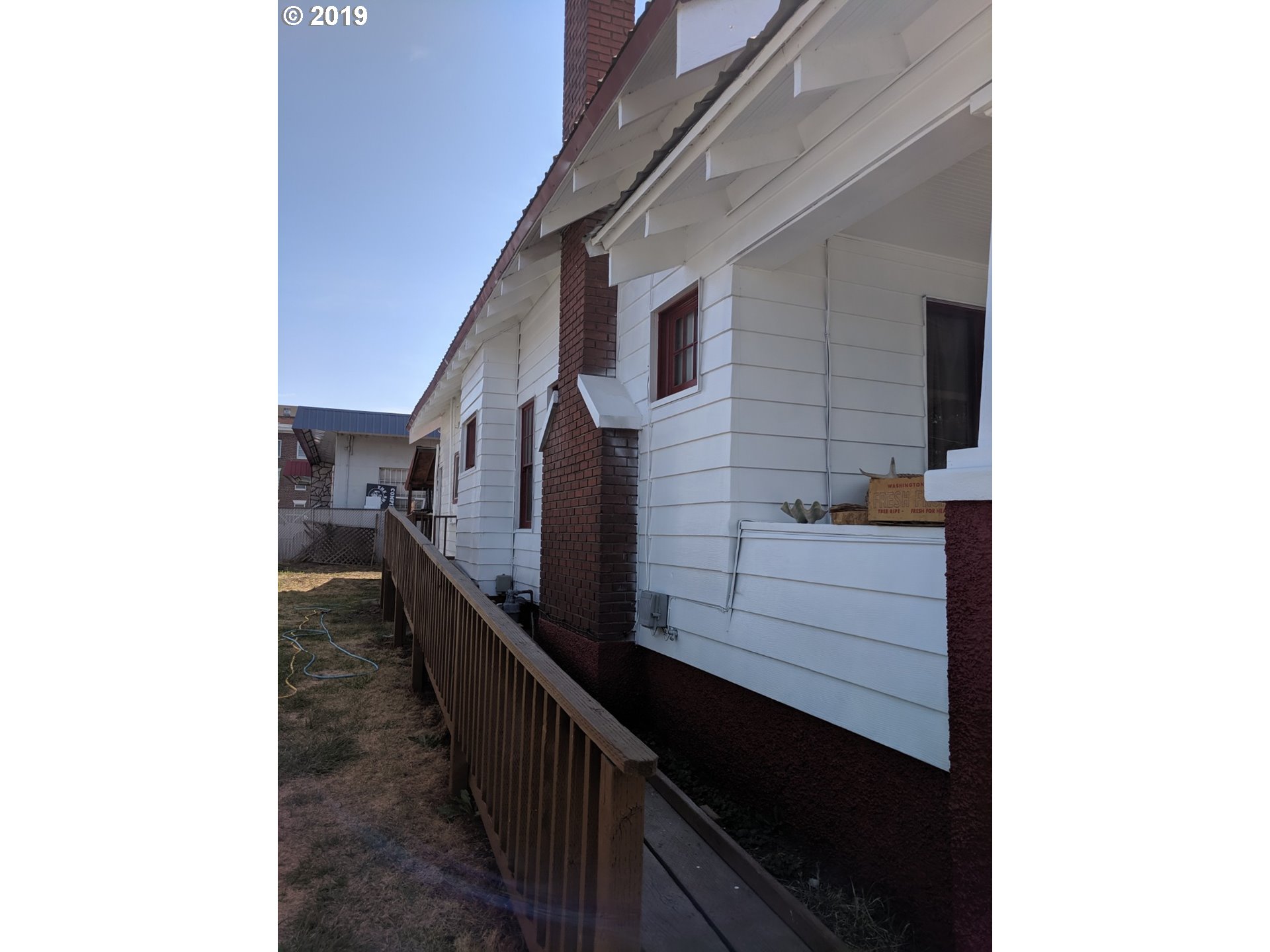 218 Southwest 3rd Street Pendleton, OR 97801 - Photo 2 of 26