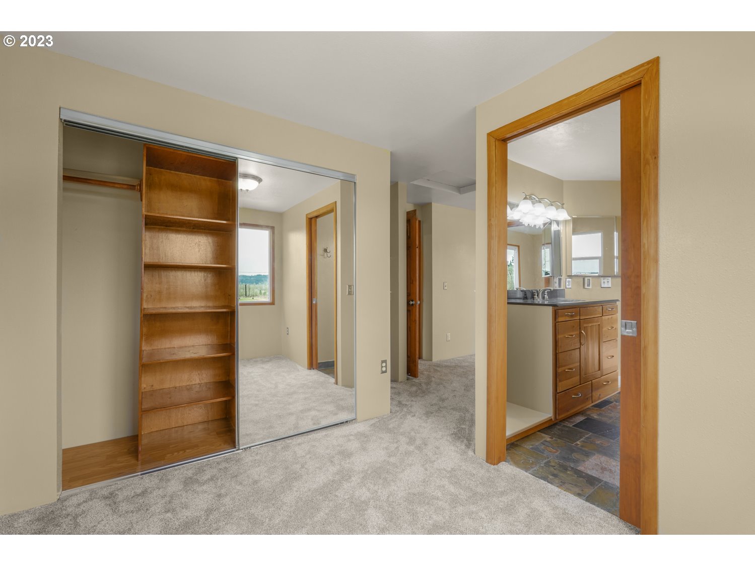 28532 Gimpl Hill Road Eugene, OR 97402 - Photo 33 of 48 Gallery Image 33