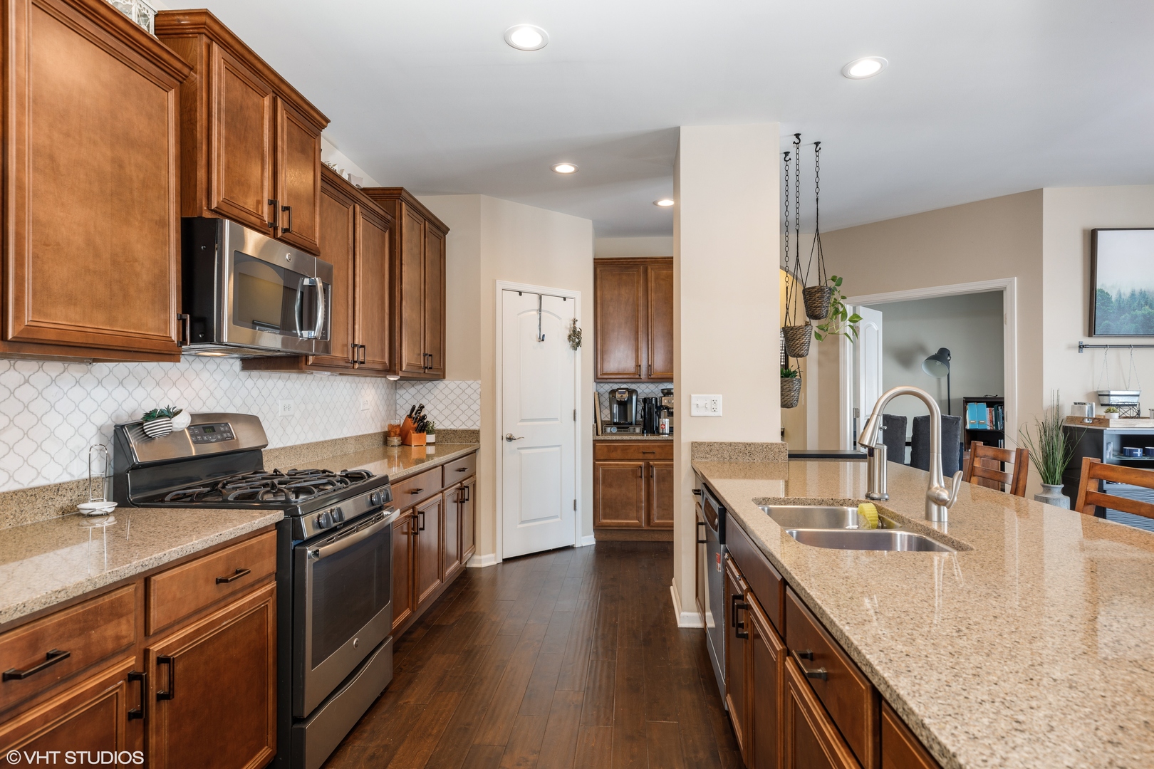 2081 Brandon Hill Road New Lenox, IL 60451 - Photo 5 of 23