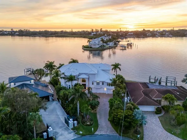 $4,475,000 | 1500 Caribbean Drive, Sarasota, FL 34231